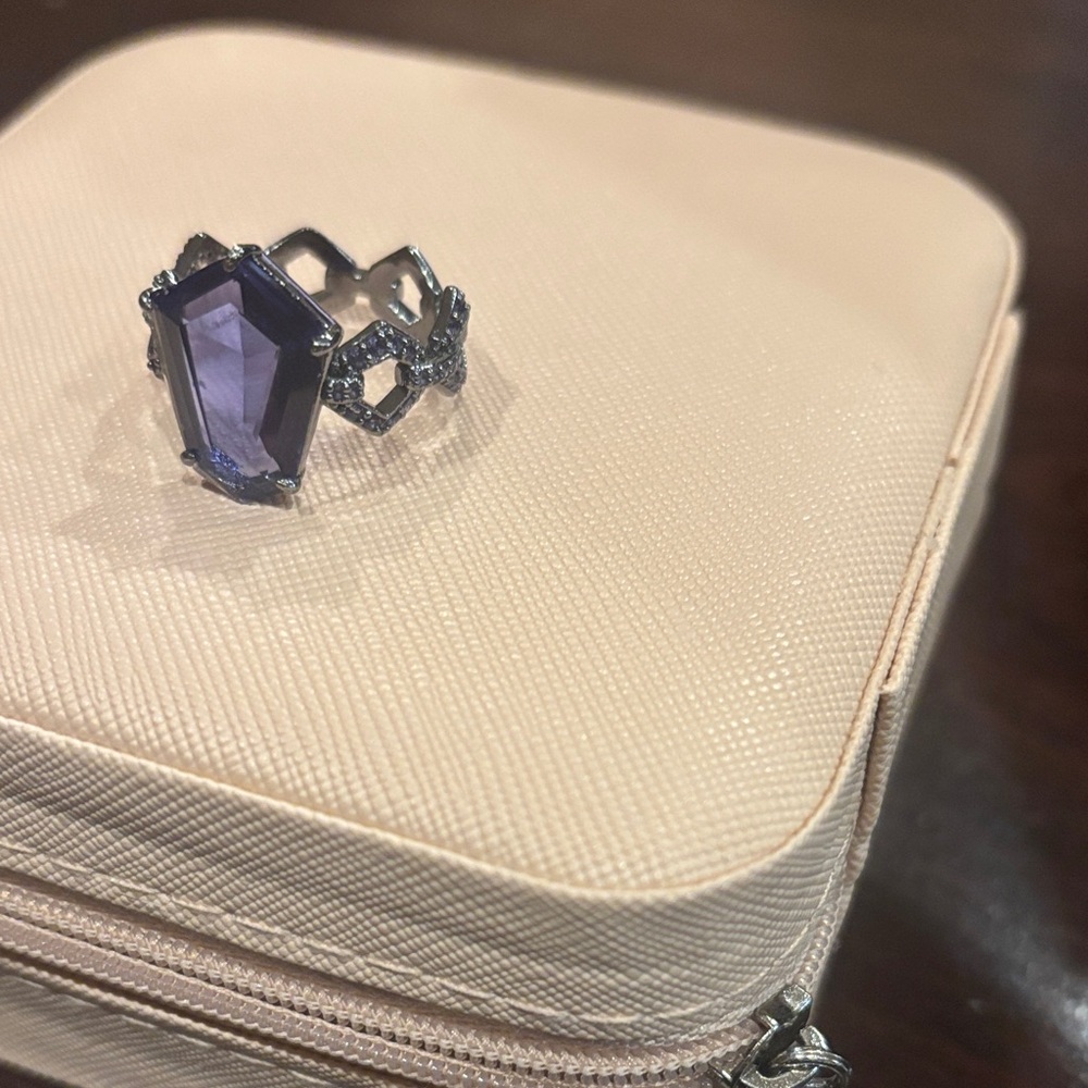 Sirens: Tanzanite on Hematite - Picture 3 of 4